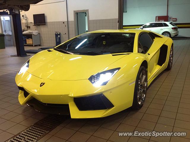 Lamborghini Aventador spotted in Istanbul, Turkey
