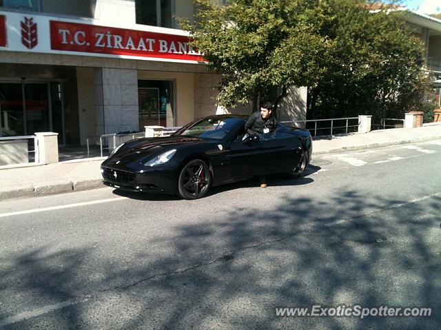 Ferrari California spotted in Istanbul, Turkey