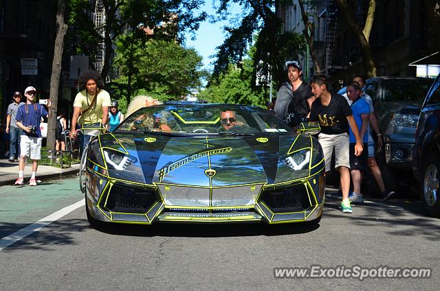 Lamborghini Aventador spotted in Mannhattan, New York