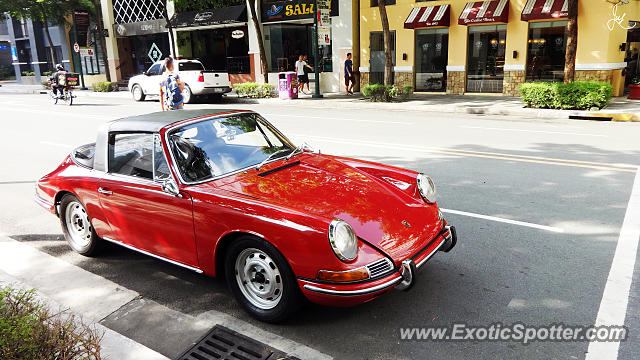 Porsche 911 spotted in Taguig City, Philippines