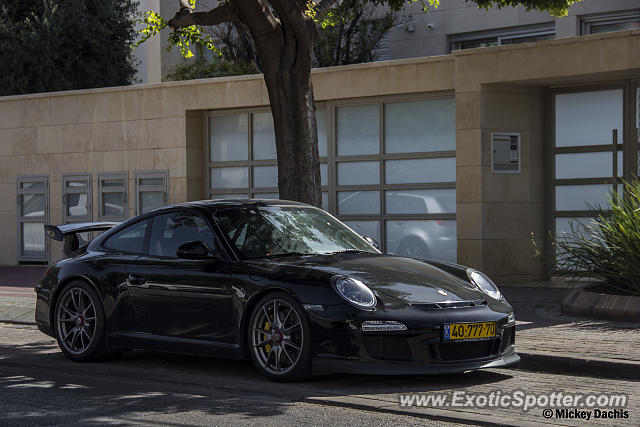Porsche 911 GT3 spotted in Herzliya, Israel