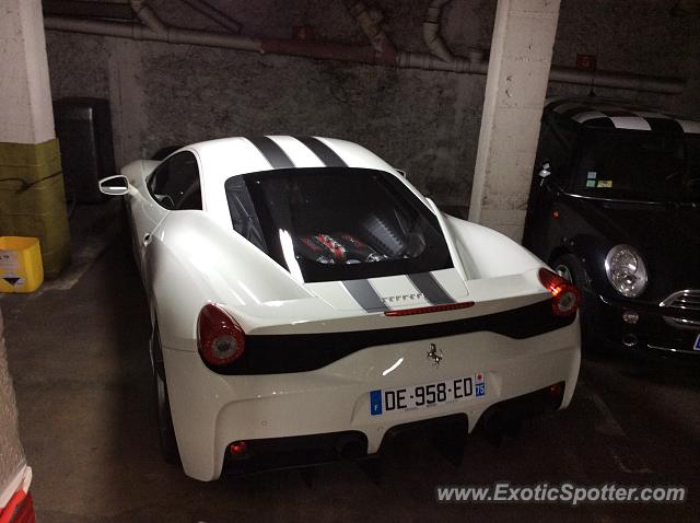 Ferrari 458 Italia spotted in Paris, France