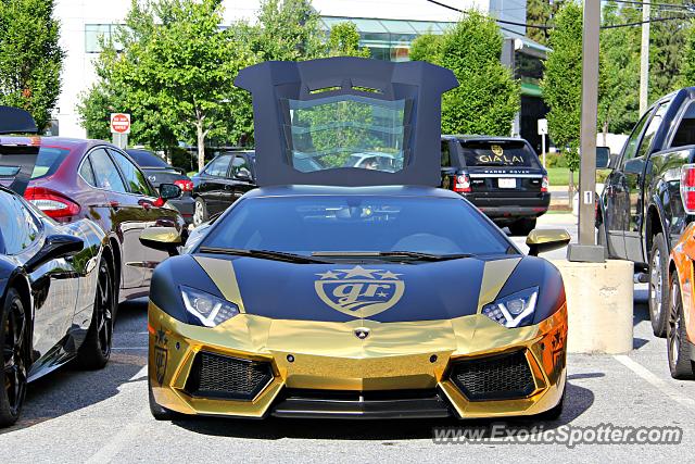 Lamborghini Aventador spotted in Wilmington, Delaware