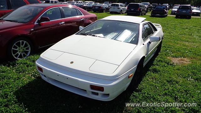 Lotus Esprit spotted in Indianapolis, Indiana