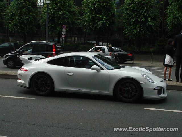 Porsche 911 GT3 spotted in Frankfurt, Germany