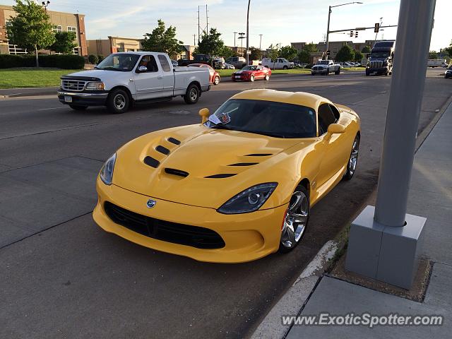 Dodge Viper spotted in Bettendorf, Iowa