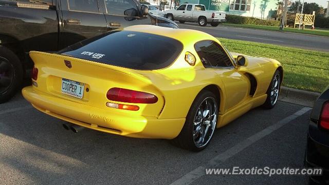 Dodge Viper spotted in Pensacola, Florida