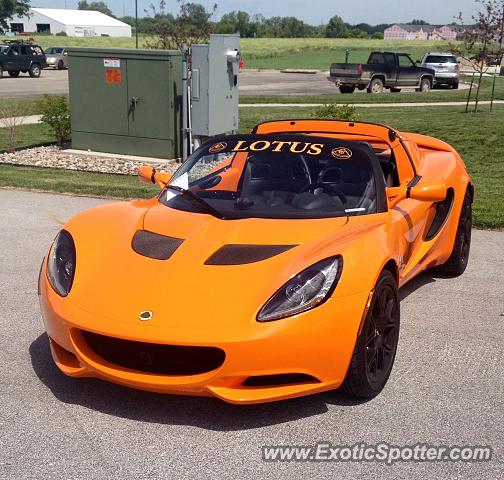 Lotus Elise spotted in Ames, Iowa