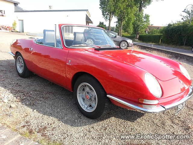 Other Vintage spotted in Pissange, Luxembourg