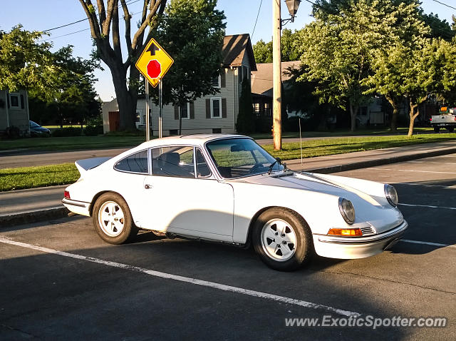 Porsche 911 spotted in Hilton, New York