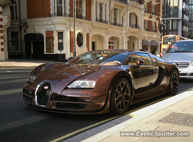 Bugatti Veyron spotted in London, United Kingdom