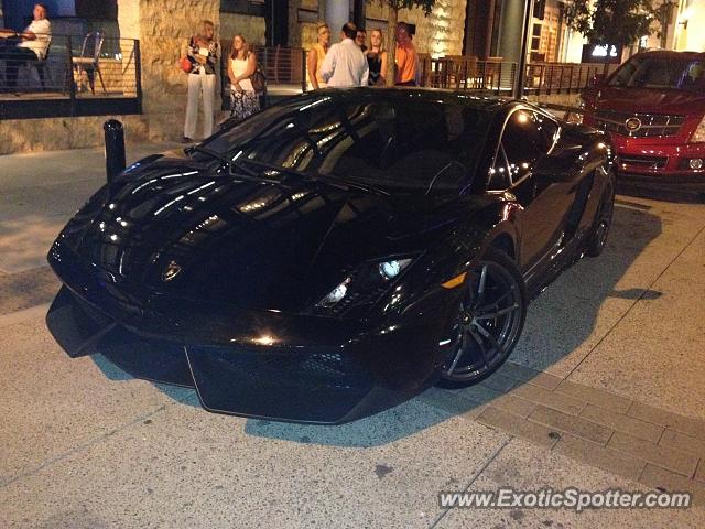 Lamborghini Gallardo spotted in Nashville, Tennessee