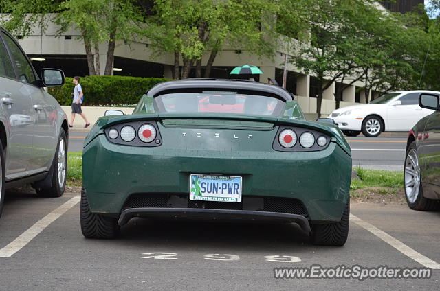 Tesla Roadster spotted in Greenwich, Connecticut