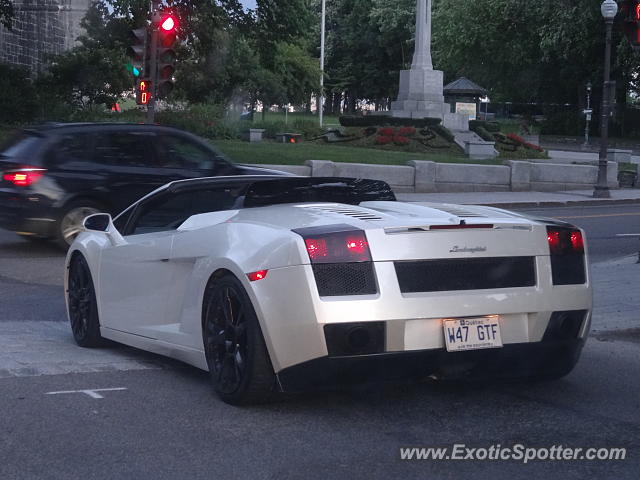 Lamborghini Gallardo spotted in Québec, Canada