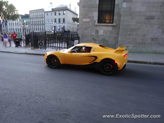 Lotus Elise spotted in Quebec, Canada
