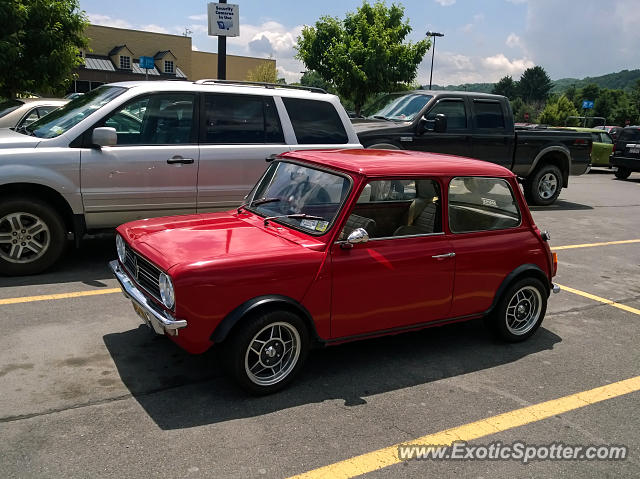 Other Vintage spotted in Watkins Glen, New York