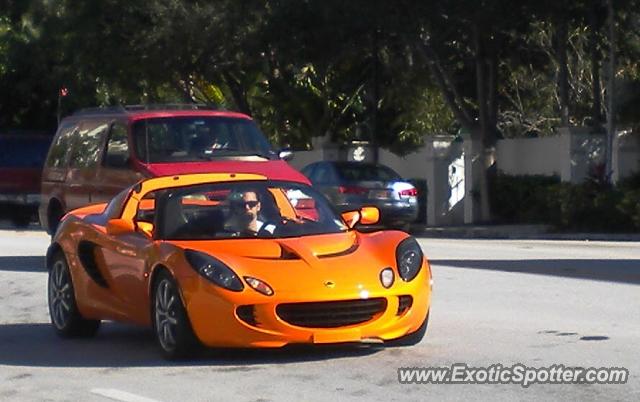 Lotus Elise spotted in Fort Lauderdale, Florida