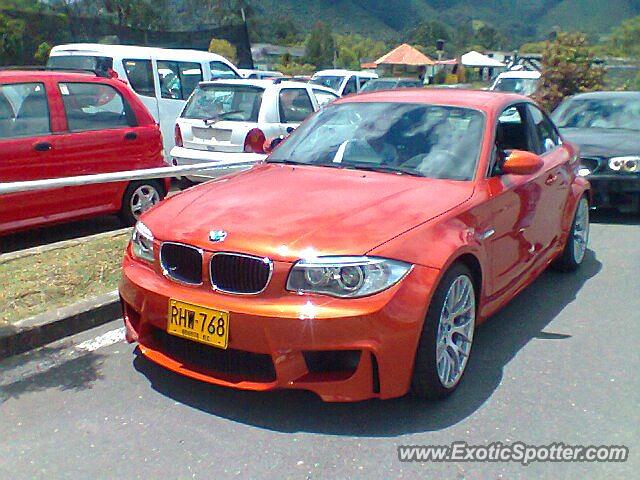 BMW 1M spotted in Bogota, Colombia