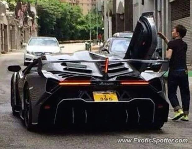 Lamborghini Veneno spotted in Macau, China