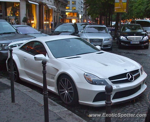 Mercedes SL 65 AMG spotted in Paris, France