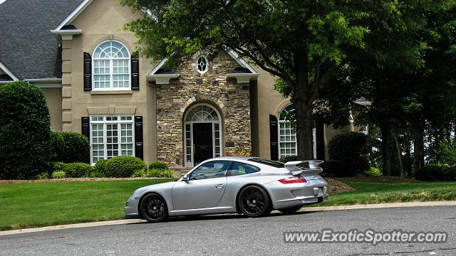 Porsche 911 GT3 spotted in Chalotte, North Carolina