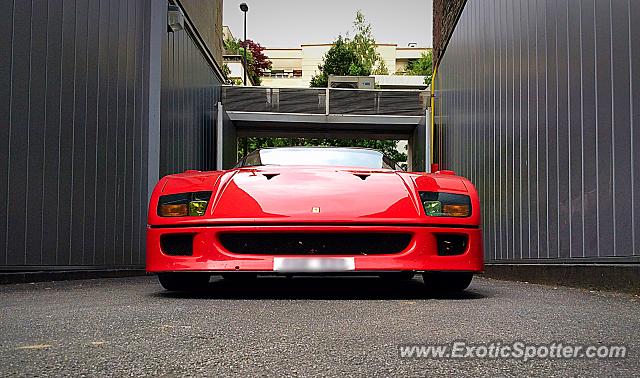 Ferrari F40 spotted in Paris, France