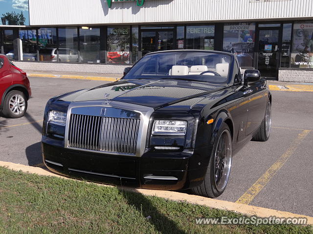 Rolls Royce Phantom spotted in Quebec, Canada