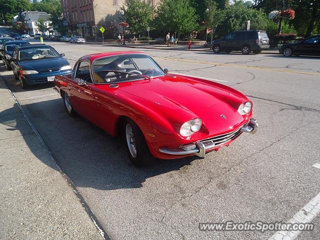 Lamborghini 400GT spotted in Chagrin Falls, Ohio