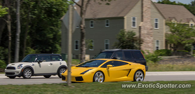Lamborghini Gallardo spotted in Brookfield, Wisconsin