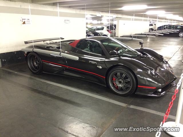 Pagani Zonda spotted in Paris, France