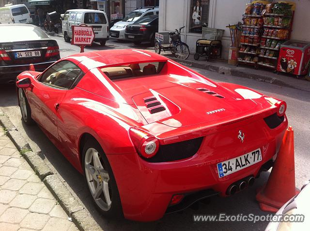 Ferrari 458 Italia spotted in Istanbul, Turkey