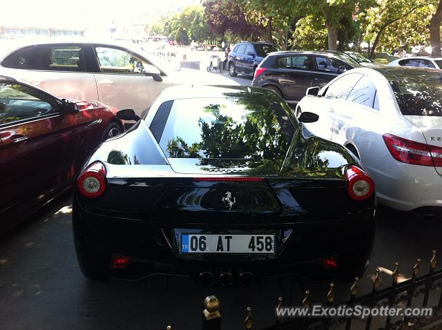Ferrari 458 Italia spotted in Istanbul, Turkey