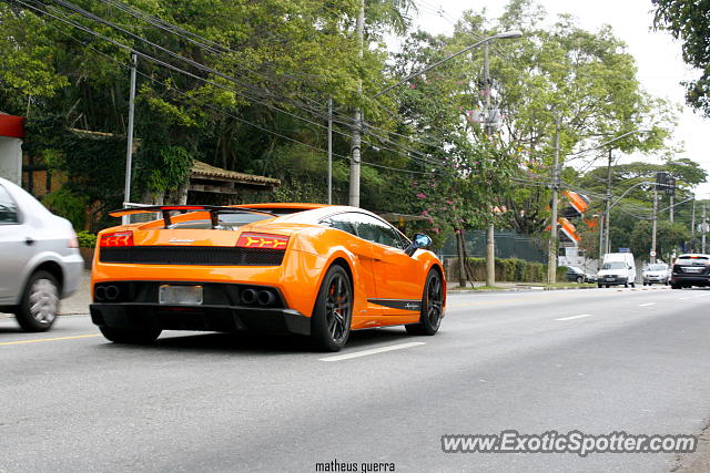Lamborghini Gallardo spotted in São Paulo, Brazil