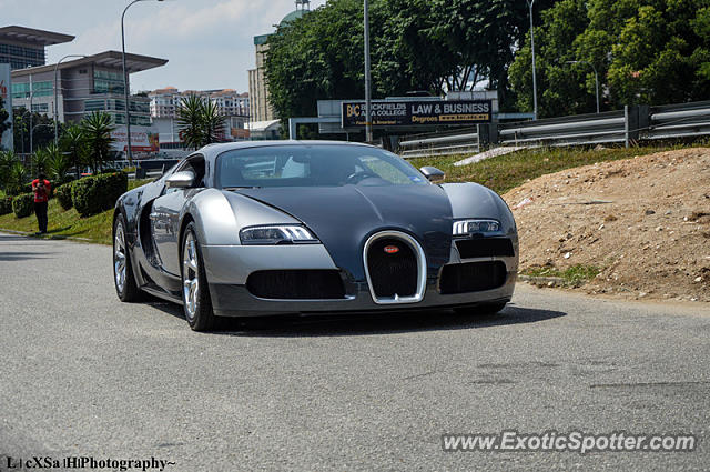 Bugatti Veyron spotted in Malaysia, Malaysia
