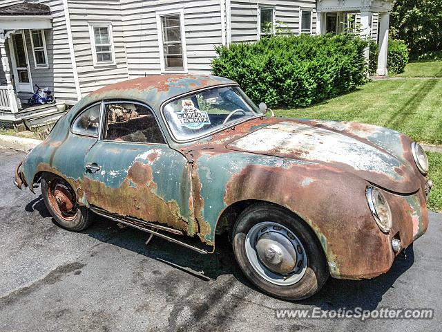 Porsche 356 spotted in Pea pack, New Jersey