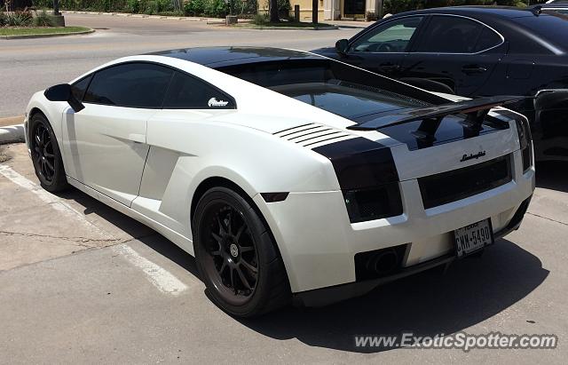 Lamborghini Gallardo spotted in Dallas, Texas
