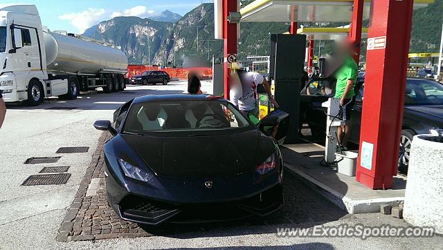 Lamborghini Huracan spotted in Trento, Italy