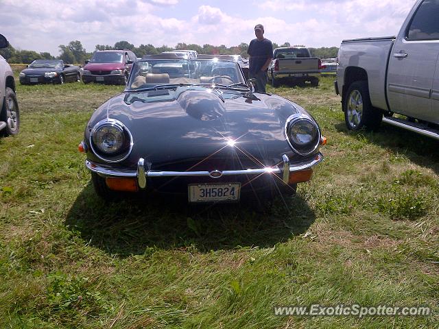 Jaguar E-Type spotted in NOTL,On, Canada