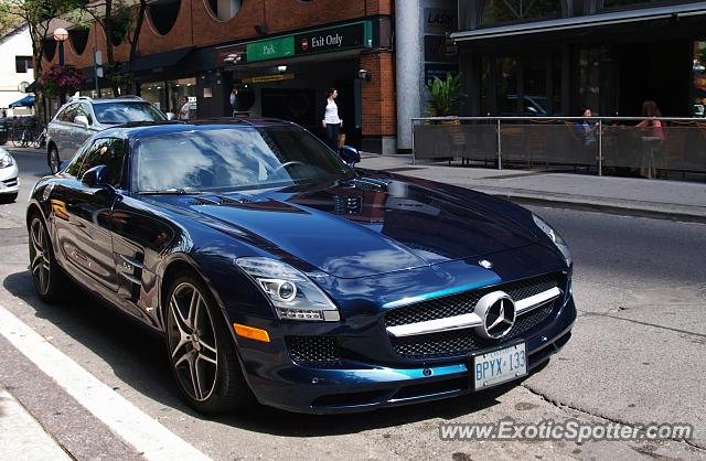 Mercedes SLS AMG spotted in Toronto, Canada