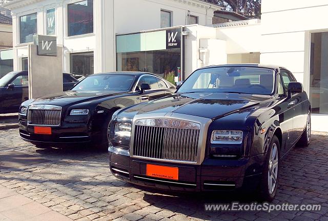 Rolls Royce Wraith spotted in Santiago, Chile