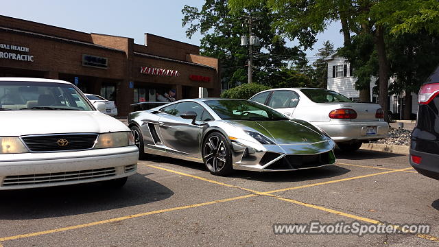 Lamborghini Gallardo spotted in East Lansing, Michigan