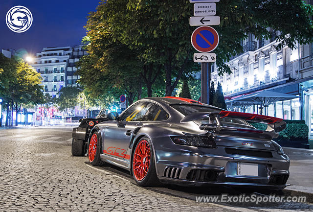 Porsche 911 GT2 spotted in Paris, France