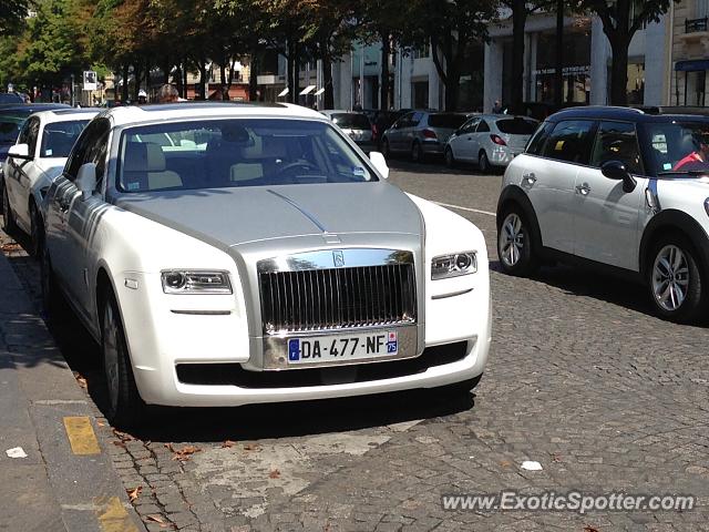 Rolls Royce Ghost spotted in Paris, France