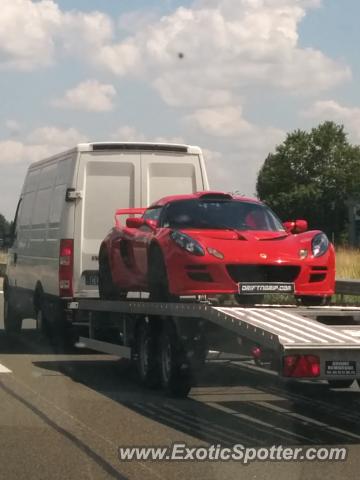 Lotus Elise spotted in A4 Highway, France