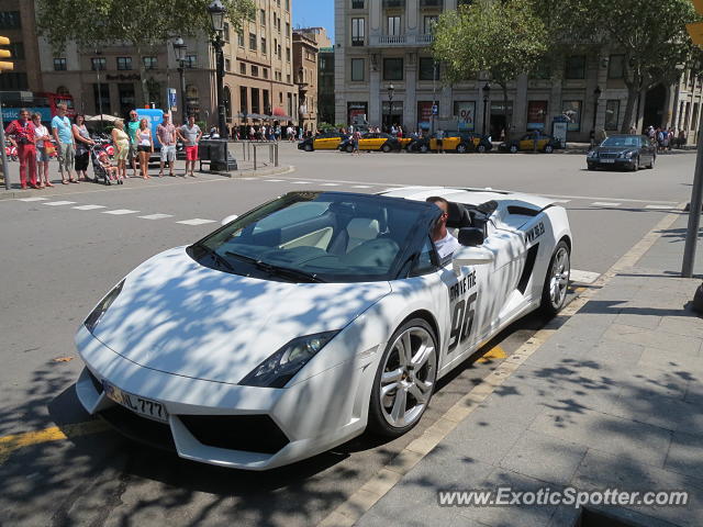 Lamborghini Gallardo spotted in Barcelona, Spain