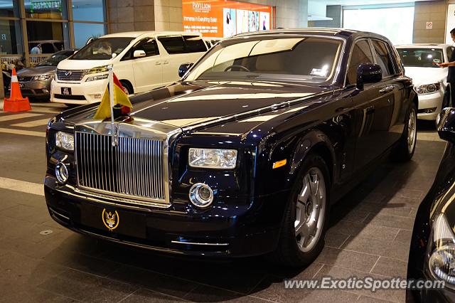 Rolls Royce Phantom spotted in Kuala lumpur, Malaysia