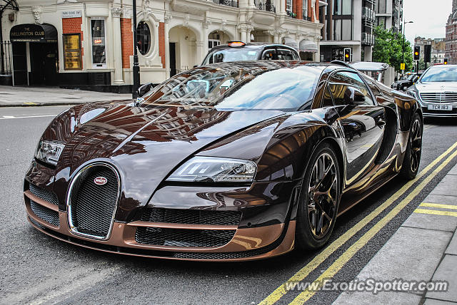 Bugatti Veyron spotted in London, United Kingdom