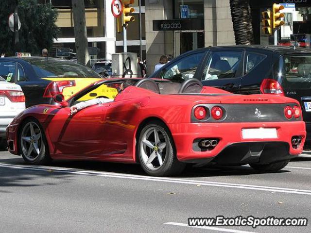 Ferrari 360 Modena spotted in Barcelona, Spain
