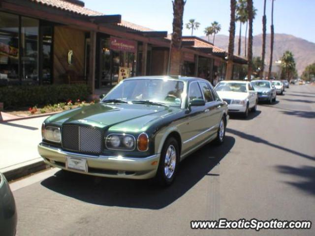 Bentley Arnage spotted in Palm springs, California