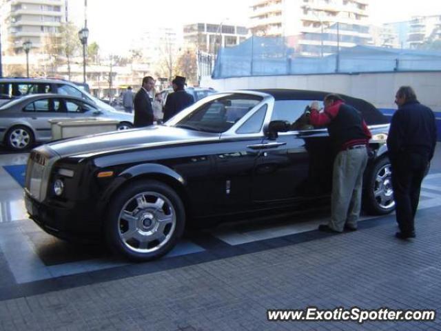 Rolls Royce Phantom spotted in Santiago, Chile